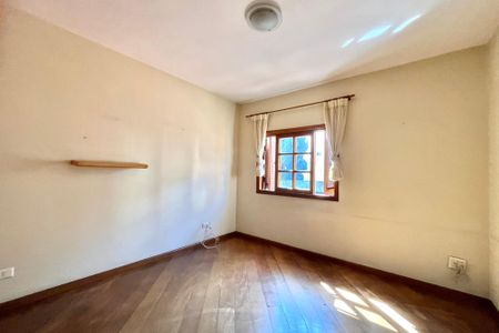 Casa à venda com 112m², 3 quartos e 2 vagasQuarto 2