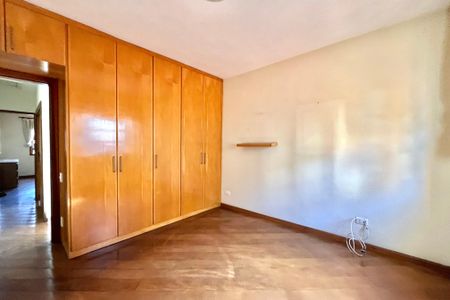 Casa à venda com 112m², 3 quartos e 2 vagasQuarto 2