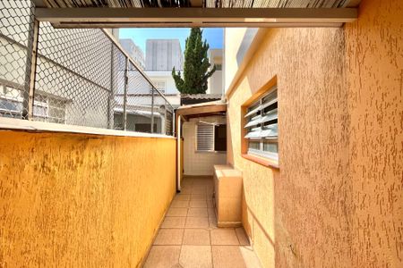 Casa à venda com 112m², 3 quartos e 2 vagasÁrea externa