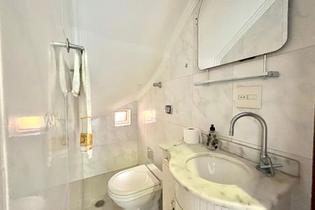 Casa à venda com 112m², 3 quartos e 2 vagasLavabo