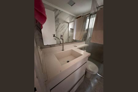 Apartamento à venda com 86m², 3 quartos e 1 vaga Apartamento à venda com 86m², 3 quartos e 1 vagaBanheiro 2