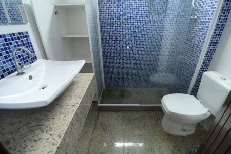 Apartamento à venda com 377m², 3 quartos e 2 vagasBanheiro social