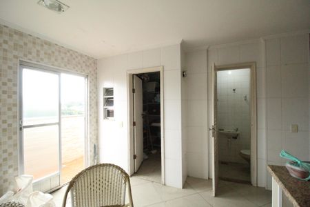 Apartamento à venda com 377m², 3 quartos e 2 vagasCozinha 