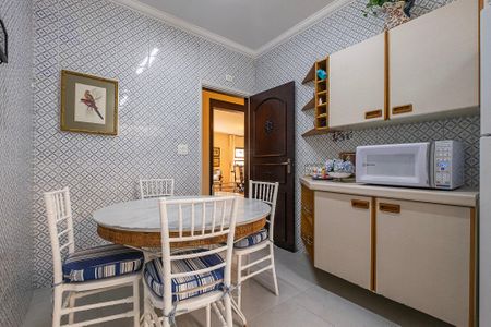 Apartamento à venda com 171m², 3 quartos e 1 vaga Apartamento à venda com 171m², 3 quartos e 1 vagaCozinha