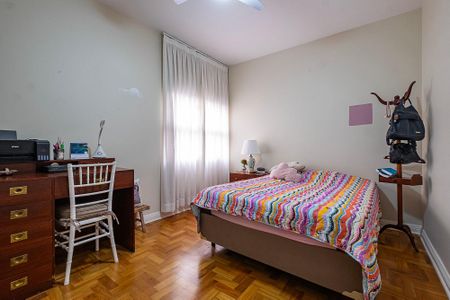 Apartamento à venda com 171m², 3 quartos e 1 vaga Apartamento à venda com 171m², 3 quartos e 1 vagaQuarto