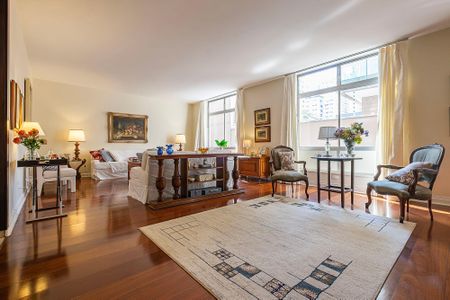 Apartamento à venda com 171m², 3 quartos e 1 vaga Apartamento à venda com 171m², 3 quartos e 1 vagaSala