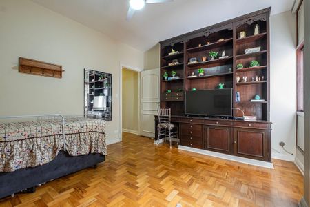 Apartamento à venda com 171m², 3 quartos e 1 vaga Apartamento à venda com 171m², 3 quartos e 1 vagaQuarto 2