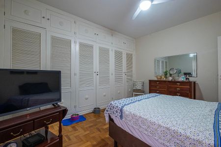 Apartamento à venda com 171m², 3 quartos e 1 vaga Apartamento à venda com 171m², 3 quartos e 1 vagaSuíte