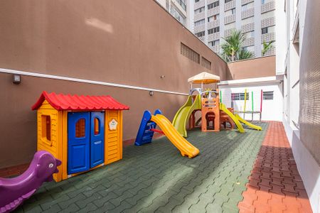 Apartamento à venda com 171m², 3 quartos e 1 vaga Apartamento à venda com 171m², 3 quartos e 1 vagaPlayground