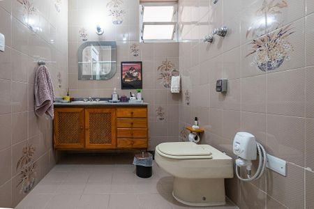 Apartamento à venda com 171m², 3 quartos e 1 vaga Apartamento à venda com 171m², 3 quartos e 1 vagaSuíte - Banheiro