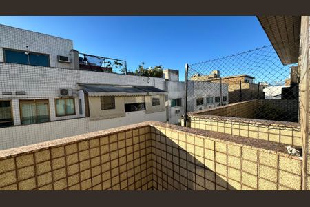 Apartamento à venda com 326m², 5 quartos e 3 vagas Apartamento à venda com 326m², 5 quartos e 3 vagasVaranda da Suíte