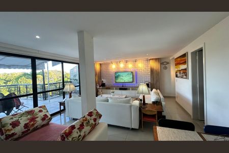 Apartamento à venda com 326m², 5 quartos e 3 vagas Apartamento à venda com 326m², 5 quartos e 3 vagasSala