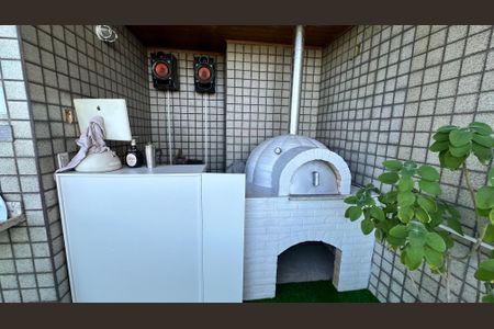 Apartamento à venda com 326m², 5 quartos e 3 vagas Apartamento à venda com 326m², 5 quartos e 3 vagasÁrea gourmet