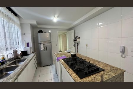 Apartamento à venda com 326m², 5 quartos e 3 vagas Apartamento à venda com 326m², 5 quartos e 3 vagasCozinha da Cobertura