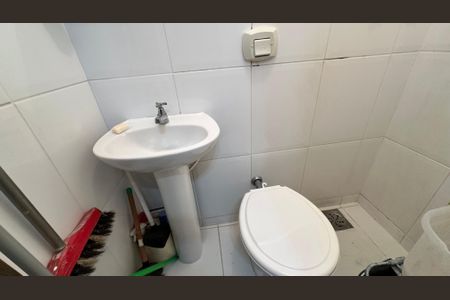 Apartamento à venda com 326m², 5 quartos e 3 vagas Apartamento à venda com 326m², 5 quartos e 3 vagasBanheiro de serviço