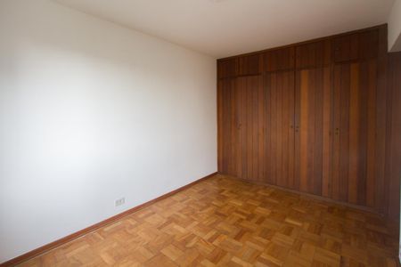 Apartamento à venda com 136m², 3 quartos e 1 vaga Apartamento à venda com 136m², 3 quartos e 1 vagaSuíte