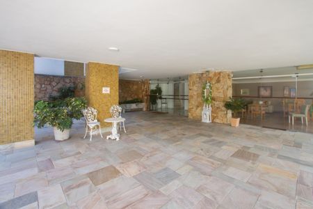 Apartamento à venda com 136m², 3 quartos e 1 vaga Apartamento à venda com 136m², 3 quartos e 1 vagaÁrea comum