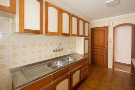 Apartamento à venda com 136m², 3 quartos e 1 vaga Apartamento à venda com 136m², 3 quartos e 1 vagaCozinha
