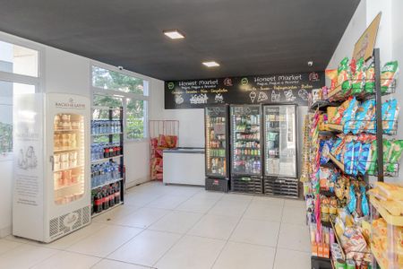 Apartamento para alugar com 54m², 2 quartos e 1 vagaMini Mercado