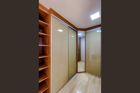 Apartamento à venda com 178m², 3 quartos e 3 vagasSuíte 3