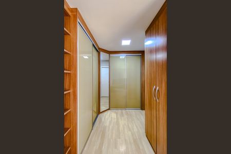 Apartamento à venda com 178m², 3 quartos e 3 vagasSuíte 3
