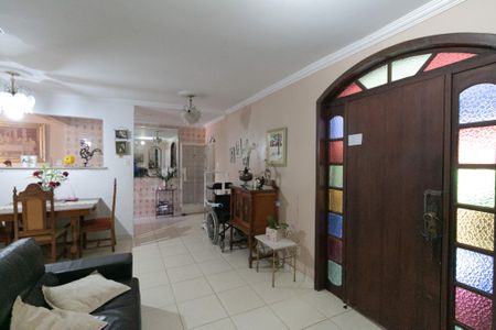Casa à venda com 300m², 5 quartos e 3 vagasSala