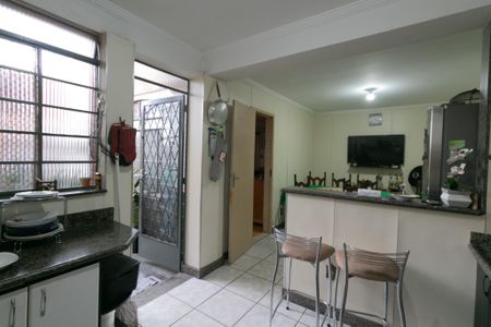 Casa à venda com 300m², 5 quartos e 3 vagasCozinha