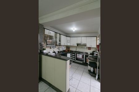 Casa à venda com 300m², 5 quartos e 3 vagasCozinha