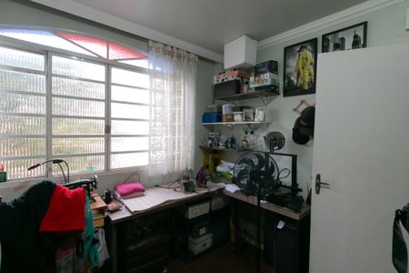 Casa à venda com 300m², 5 quartos e 3 vagasQuarto 4