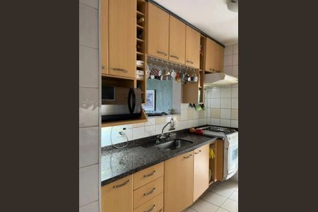 Apartamento à venda com 70m², 2 quartos e 2 vagas Apartamento à venda com 70m², 2 quartos e 2 vagasFoto 03