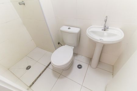 Apartamento para alugar com 42m², 2 quartos e sem vagaBanheiro