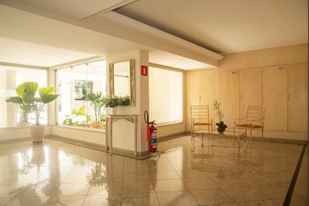 Apartamento à venda com 83m², 2 quartos e 1 vagaHall social