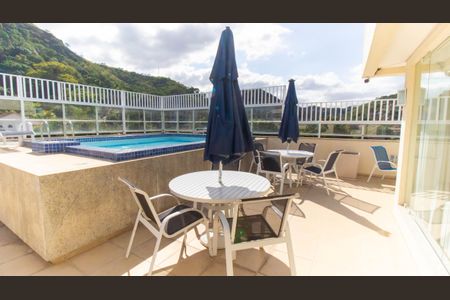 Apartamento à venda com 78m², 3 quartos e 1 vaga Apartamento à venda com 78m², 3 quartos e 1 vagaÁrea comum