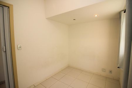 Apartamento à venda com 39m², 1 quarto e 1 vagaQuarto
