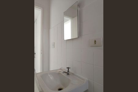 Banheiro de kitnet/studio à venda com 1 quarto, 32m² em Pinheiros, São Paulo