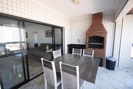 Apartamento para alugar com 120m², 3 quartos e 2 vagasVaranda