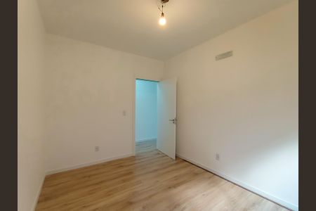 Casa de condomínio à venda com 111m², 3 quartos e 2 vagasQuarto 2