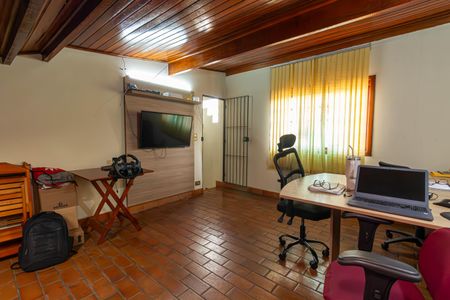 Casa de condomínio à venda com 84m², 3 quartos e 2 vagas Casa de condomínio à venda com 84m², 3 quartos e 2 vagasEscritório