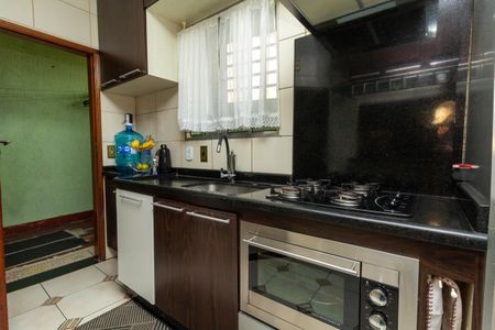 Casa de condomínio à venda com 84m², 3 quartos e 2 vagas Casa de condomínio à venda com 84m², 3 quartos e 2 vagasCozinha