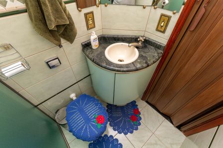 Casa de condomínio à venda com 84m², 3 quartos e 2 vagas Casa de condomínio à venda com 84m², 3 quartos e 2 vagasBanheiro