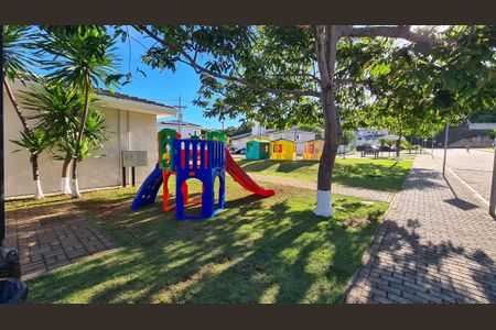 Casa de condomínio à venda com 89m², 3 quartos e 2 vagas Casa de condomínio à venda com 89m², 3 quartos e 2 vagasÁrea comum - Playground