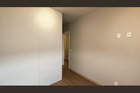 Casa de condomínio à venda com 89m², 3 quartos e 2 vagas Casa de condomínio à venda com 89m², 3 quartos e 2 vagasSuíte