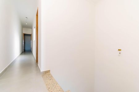 Casa à venda com 125m², 3 quartos e 2 vagasCorredor