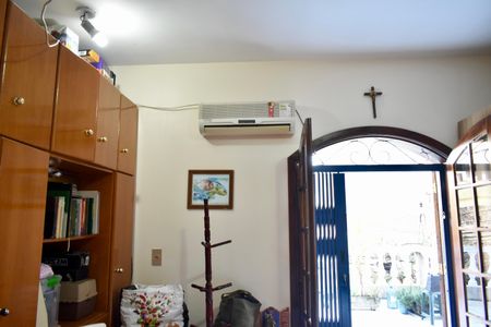 Casa para alugar com 220m², 3 quartos e 2 vagas Casa para alugar com 220m², 3 quartos e 2 vagasSuíte 1