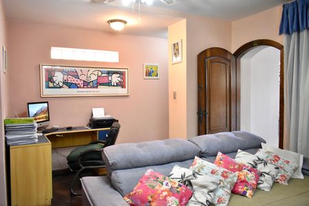 Casa para alugar com 220m², 3 quartos e 2 vagas Casa para alugar com 220m², 3 quartos e 2 vagasSala