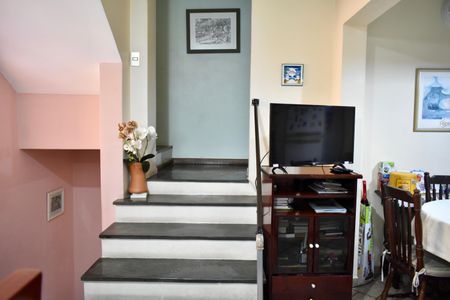 Casa para alugar com 220m², 3 quartos e 2 vagas Casa para alugar com 220m², 3 quartos e 2 vagasCopa