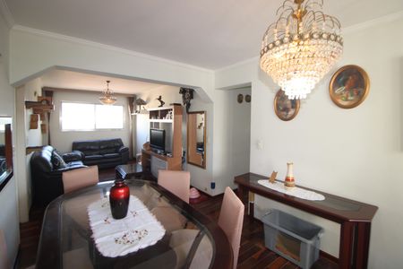 Apartamento à venda com 126m², 4 quartos e 2 vagasSala