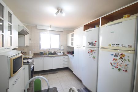 Apartamento à venda com 126m², 4 quartos e 2 vagasCozinha