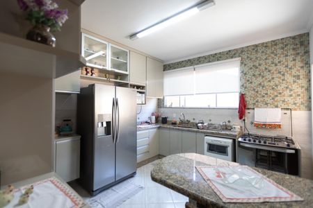 Casa à venda com 280m², 3 quartos e 3 vagasCozinha