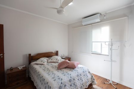 Casa à venda com 280m², 3 quartos e 3 vagasSuíte